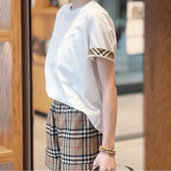 Burberry White Oversized Short Sleeve Tee Vintage Check Cuff Large - Picture 7 of 7